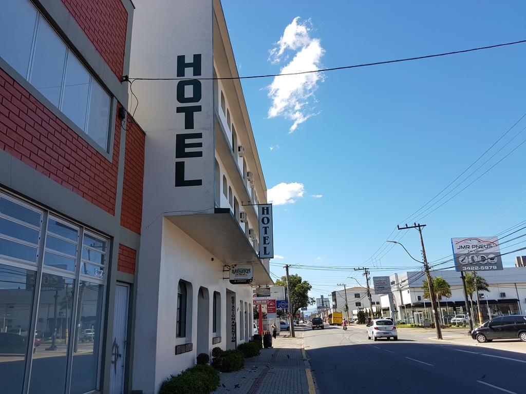 Hotel Bavarium ジョインヴィレ エクステリア 写真